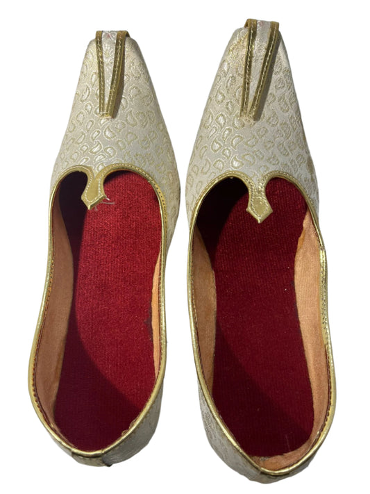 Traditional Embroidery Juti/Mojari for Men's Ethnic Wear for Cultural & Festivals # 8